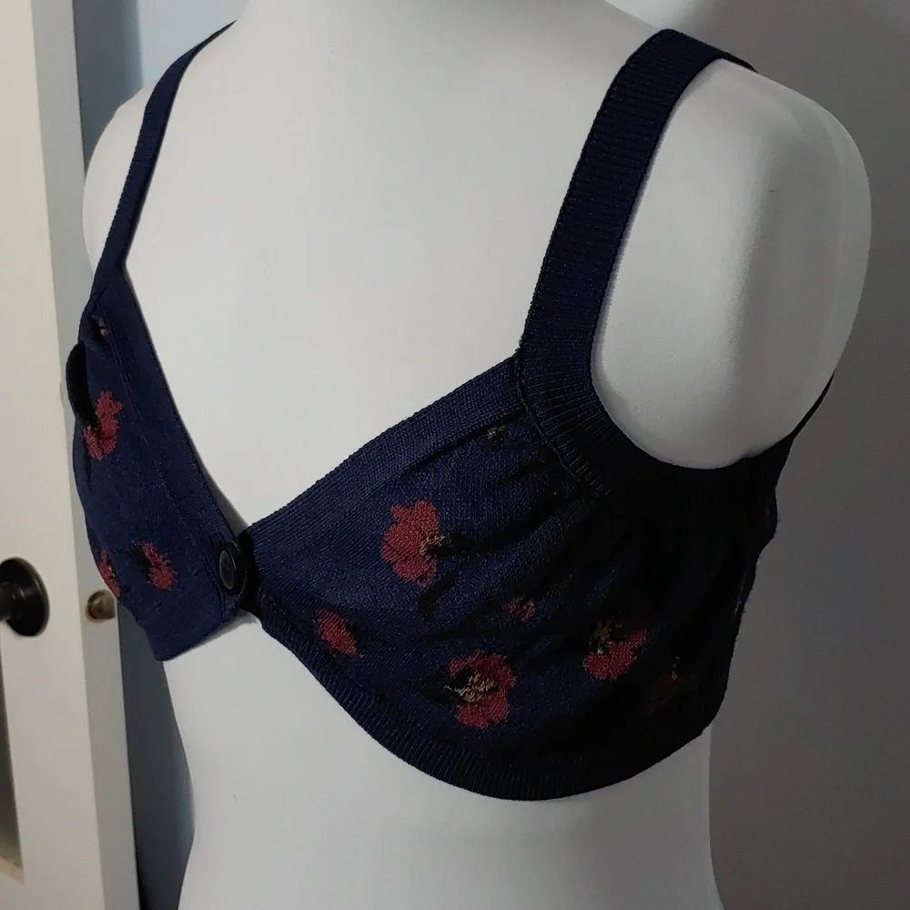 NWOT ZARA Jaquard navy floral  knit crop top - Picture 4 of 10